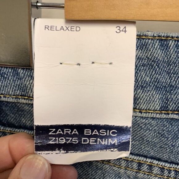 Zara NWT High Rise Floral Embroidered Sequined Distressed Boyfriend Jeans Size 2 - Picture 7 of 16